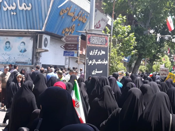 حضور حماسی دانشگاهیان پردیس فاطمه الزهراء (س) در راهپیمایی روز قدس 4