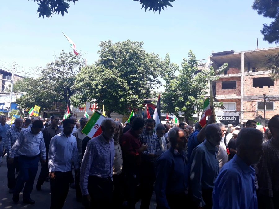 حضور حماسی دانشگاهیان پردیس فاطمه الزهراء (س) در راهپیمایی روز قدس 5