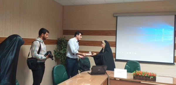 برگزاری کارگاه آموزشی " آشنایی با آسیب های فضای مجازی"  با همکاری پلیس فتا در پردیس 