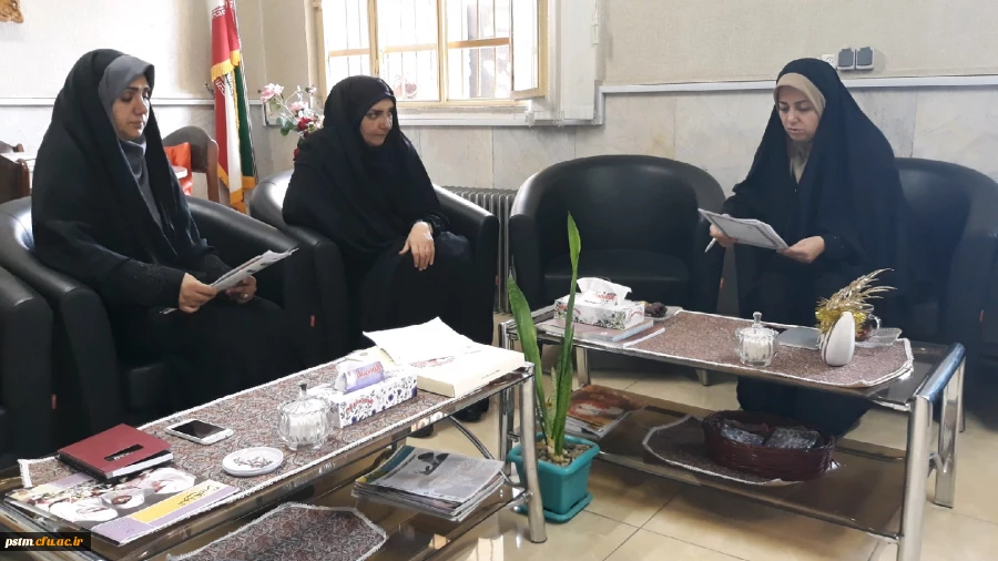 نشست صمیمی سرپرست پردیس با نماینده جمعیت هلال احمر شهرستان ساری