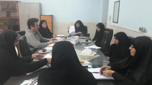 جلسه مسئولین پردیس با اعضای شورای صنفی-رفاهی دانشجویان