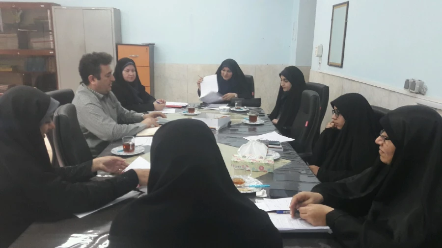 جلسه مسئولین پردیس با اعضای شورای صنفی-رفاهی دانشجویان