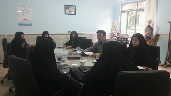 جلسه مسئولین پردیس با اعضای شورای صنفی-رفاهی دانشجویان