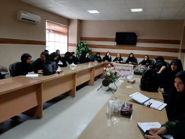 برگزاری جلسه سخنرانی علمی در پردیس