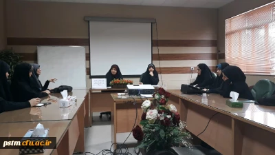 برگزاری نشست تخصصی و توجیهی واحد فرهنگی پردیس با دبیران کانون ها