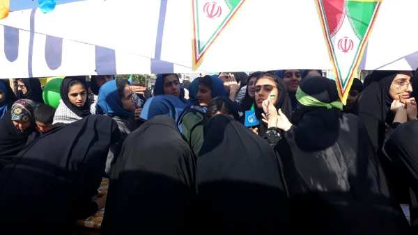 برپایی غرفه فرهنگی به مناسبت 13 آبان در محل تجمع راهپیمایان شهرستان ساری 14