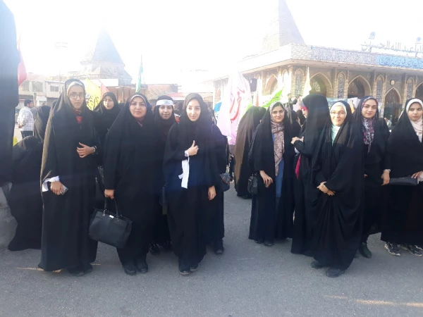 حضور دانشجومعلمان پردیس فاطمه الزهرا( س) ساری در اجتماع بزرگ بیعت با امام عصر( عج ) در محوطه امام زاده یحیی ساری