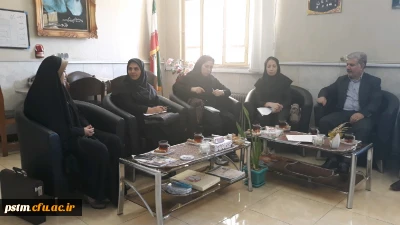 بازدید کارشناسان شبکه بهداشت از پردیس