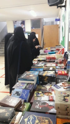 برگزاری نمایشگاه کتاب و لوازم التحریر به مناسبت هفته کتاب و کتابخوانی در پردیس