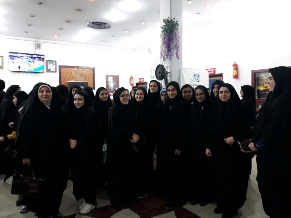 حضور دانشجو معلمان در اکران فیلم سینمایی در سینما سپهر ساری