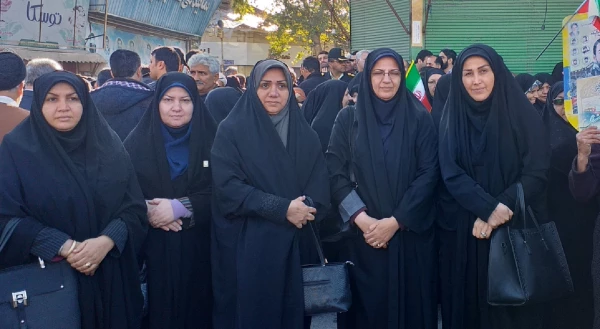 حضور مسئولین ، کارکنان و اساتید پردیس فاطمه الزهرا (س) ساری در گردهمایی حمایت مردمی از امنیت و اقتدار ملی