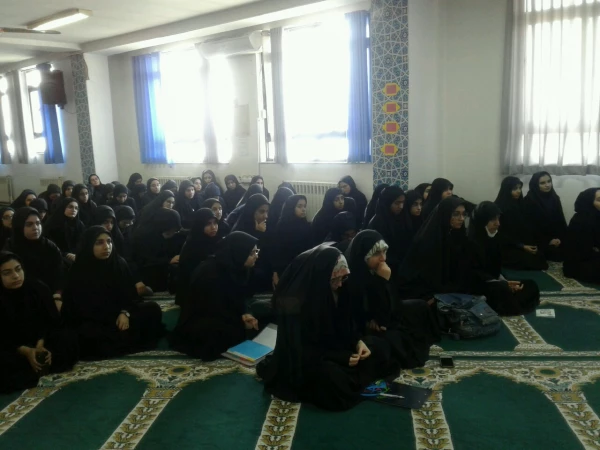 نشست صمیمی مسئول حراست استانی دانشگاه با دانشجویان پردیس