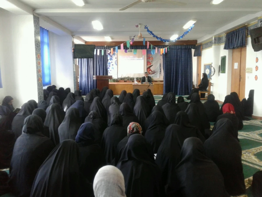 نشست صمیمی مسئول حراست استانی دانشگاه با دانشجویان پردیس