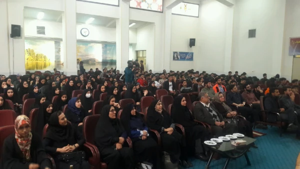 حضور دانشجومعلمان و کارکنان پردیس فاطمه الزهراء (س) ساری در راهپیمایی حماسه 9 دی ، روز بصیرت و میثاق امت با ولایت