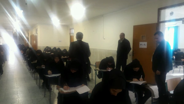 بازدید رییس دانشگاه فرهنگیان مازندران از جلسه امتحان نیمسال اول سال تحصیلی 99-1398 پردیس