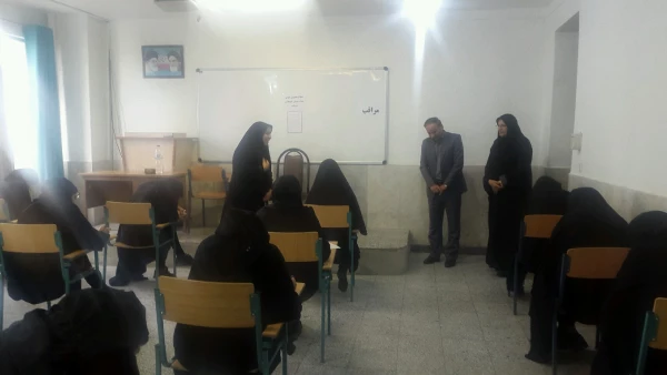 بازدید رییس دانشگاه فرهنگیان مازندران از جلسه امتحان نیمسال اول سال تحصیلی 99-1398 پردیس