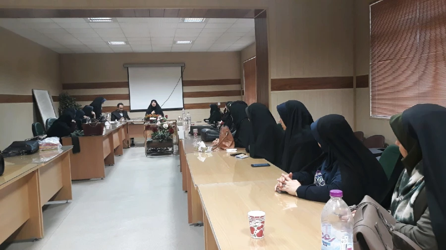 برگزاری جلسه توجیهی مسئولین گروه های مصاحبه معرفی شدگان چندبرابر ظرفیت آزمون استخدامی اداره آموزش و پرورش