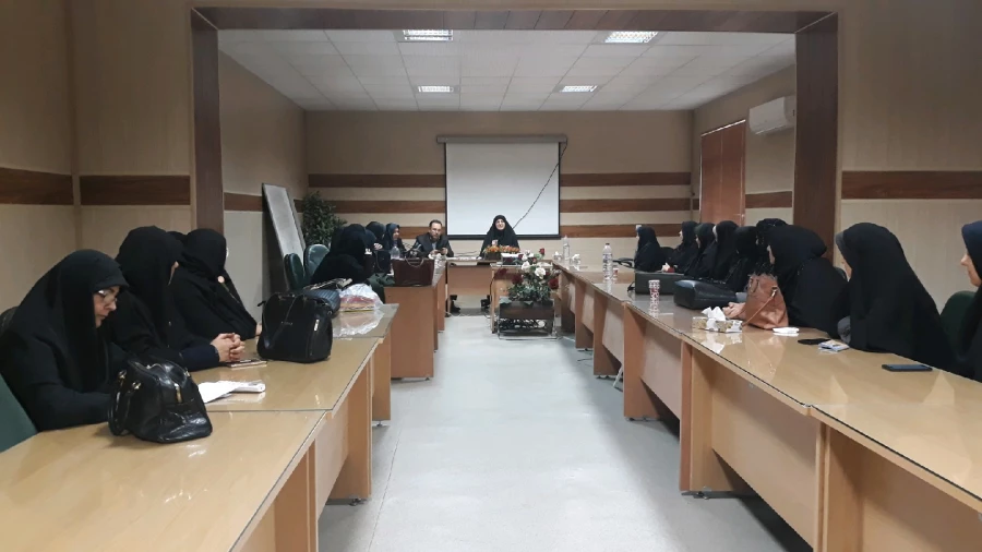 برگزاری جلسه توجیهی مسئولین گروه های مصاحبه معرفی شدگان چندبرابر ظرفیت آزمون استخدامی اداره آموزش و پرورش