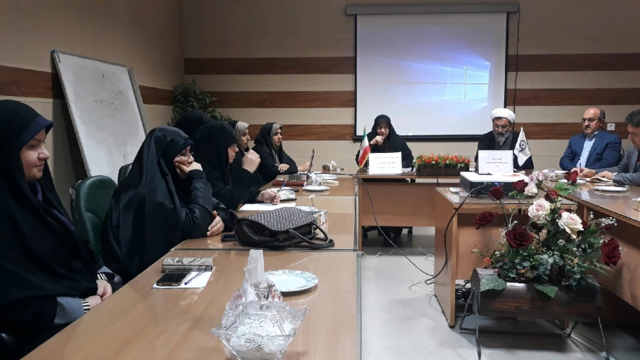 برگزاری جلسه شورای اداری در سالن کنفرانس پردیس