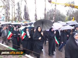 حضور دانشجویان و کارکنان پردیس در راهپیمایی 22 بهمن سال 1398 به روایت تصویر 4