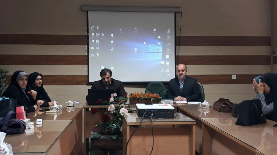 برگزاری کارگاه مشاوره پژوهشی در سالن کنفرانس پردیس 3