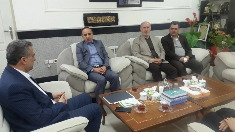 دیدار جناب آقای دکتر اسلامی راد ریاست محترم دانشگاه فرهنگیان استان مازندران  به همراه سرکار خانم دکتر دابویی، سرپرست پردیس فاطمه الزهراء(س) و رئیس دانشگاه فنی حرفه ای ساری با مدیرکل آموزش و پرورش مازندران و تبریک انتصاب ایشان 2