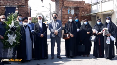 غبارروبی و عطرافشانی مزار شهدای دفاع مقدس ، مدافعان حرم و مدافعان سلامت به مناسبت هفته دفاع مقدس 