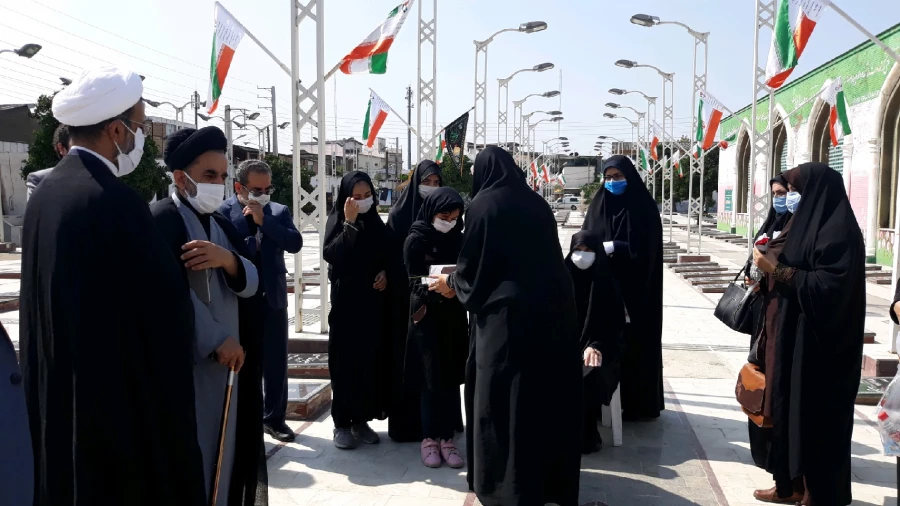 غبارروبی و عطرافشانی مزار شهدای دفاع مقدس ، مدافعان حرم و مدافعان سلامت به مناسبت هفته دفاع مقدس  4